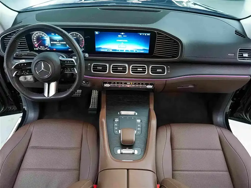 Mercedes-Benz GLS — фото 10