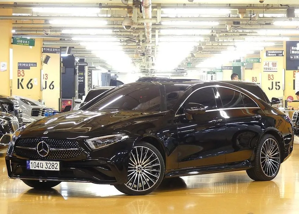 Mercedes-Benz CLS-Class — фото 1
