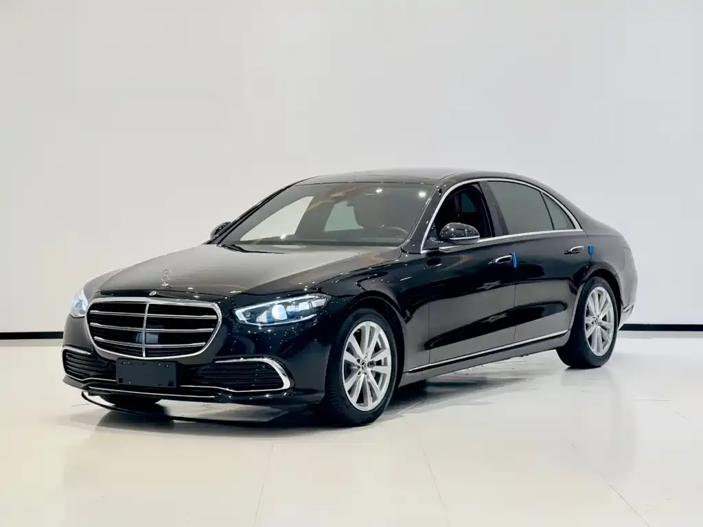Mercedes-Benz S-Class — фото 1