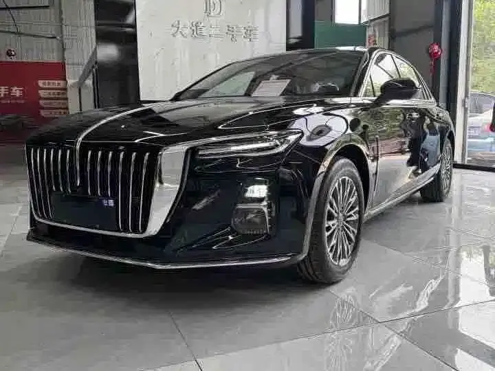 Hongqi H5 — фото 1