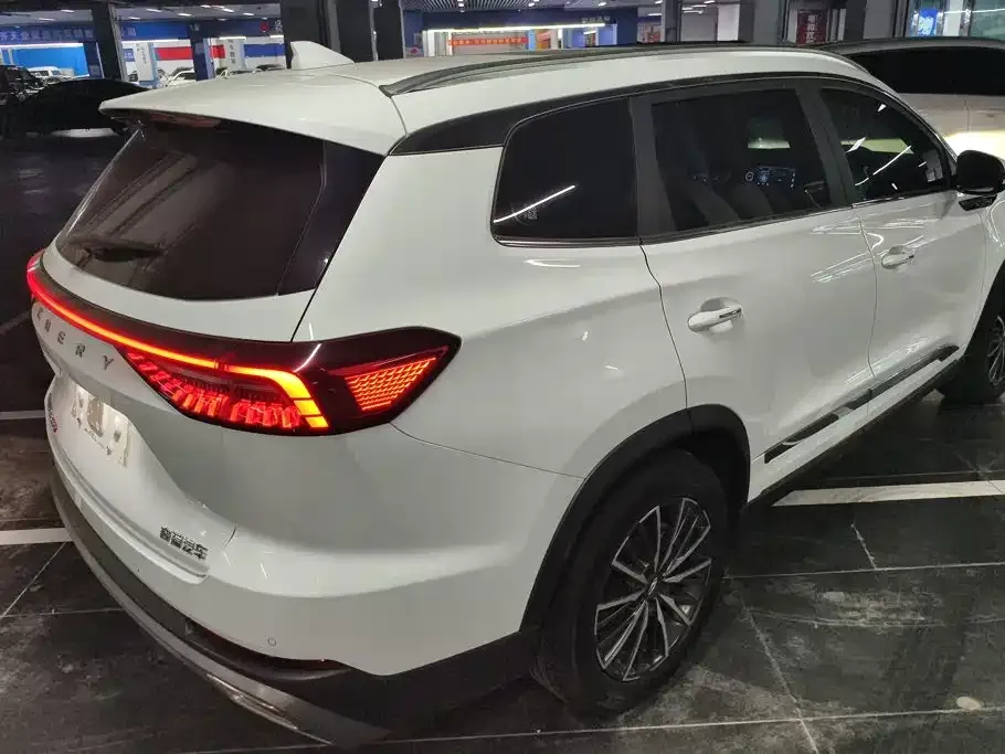 Chery Tiggo 8 PRO — фото 10