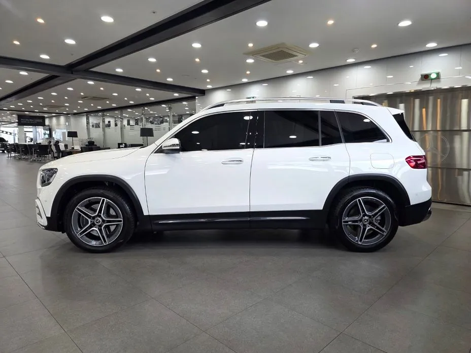 Mercedes-Benz GLB-Class — фото 8