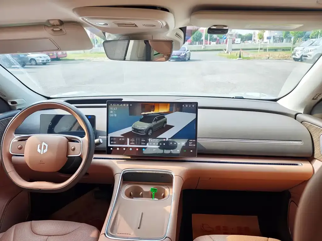 Leapmotor C11 — фото 2