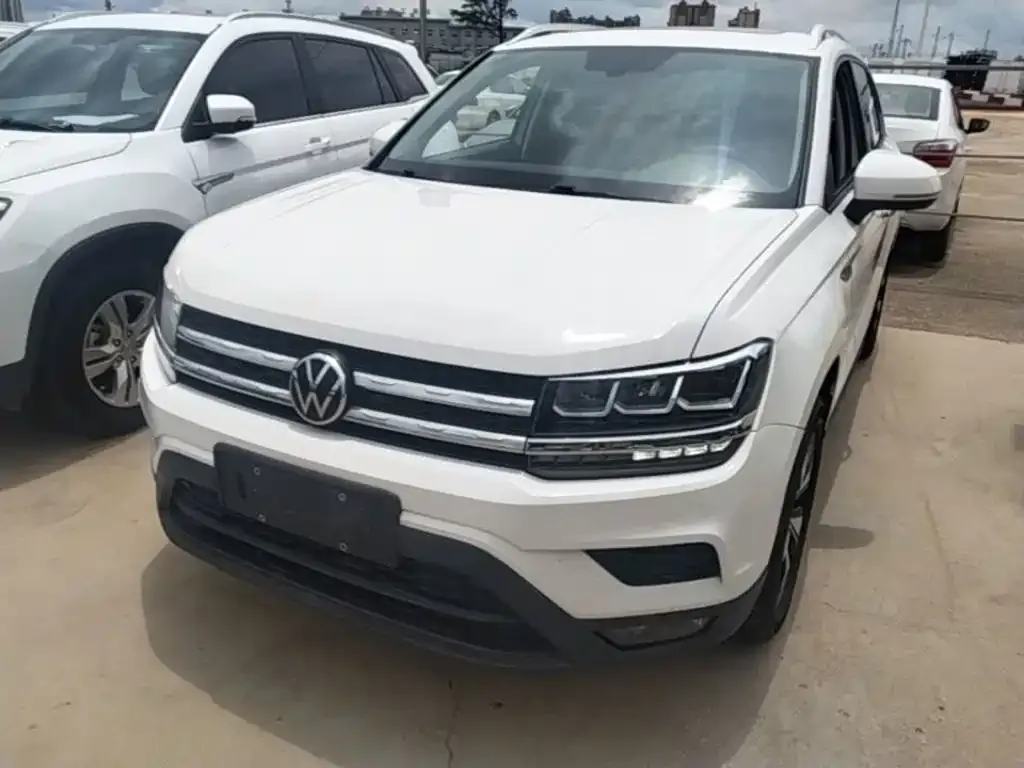 Volkswagen Tharu — фото 1