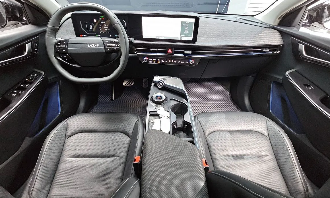 Kia EV6 — фото 8