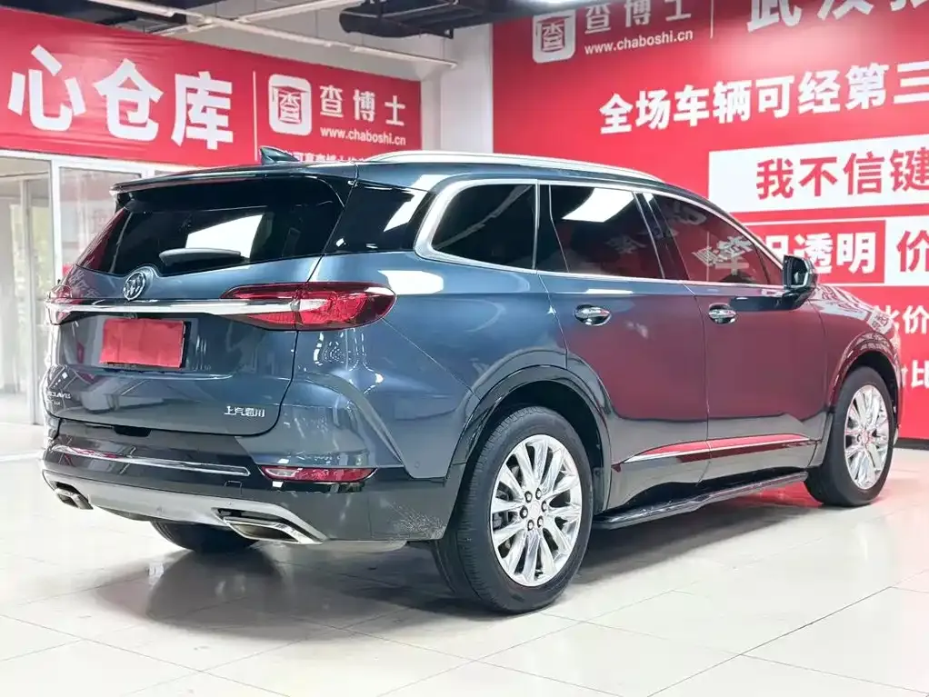 Buick Enclave — фото 6