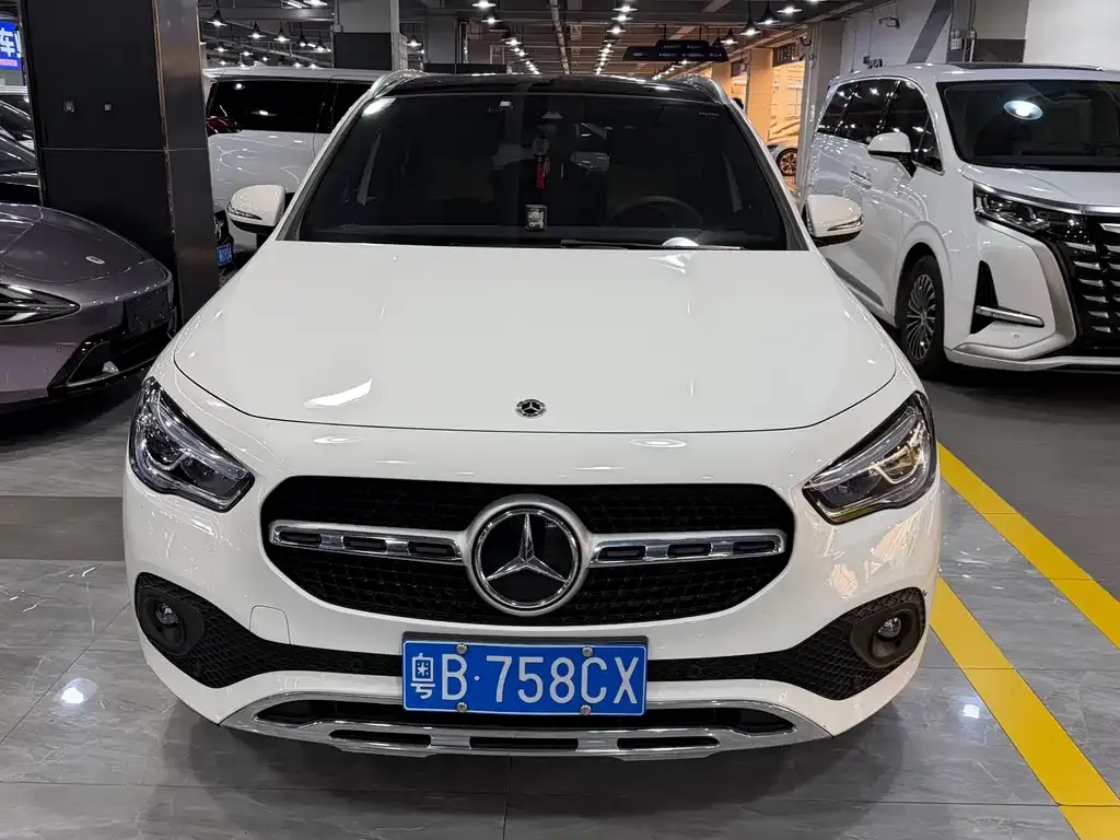 Mercedes-Benz GLA — фото 2