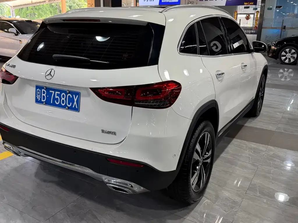 Mercedes-Benz GLA — фото 4