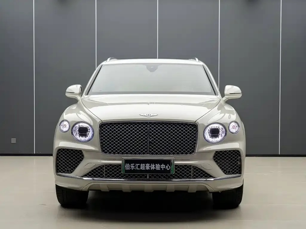 Bentley Bentayga PHEV — фото 7