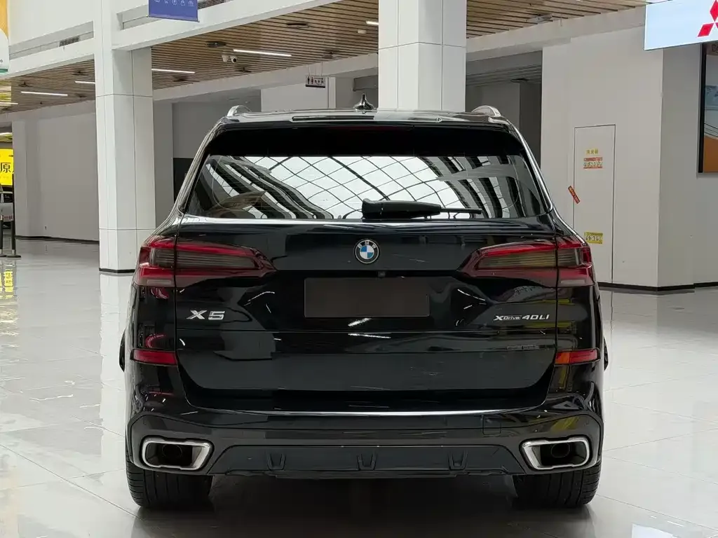 BMW X5 — фото 9