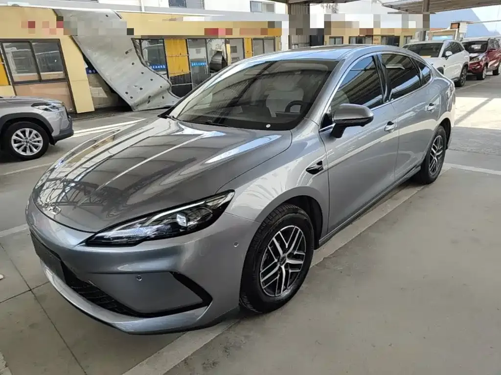 BYD Seal 05 DM-i — фото 10