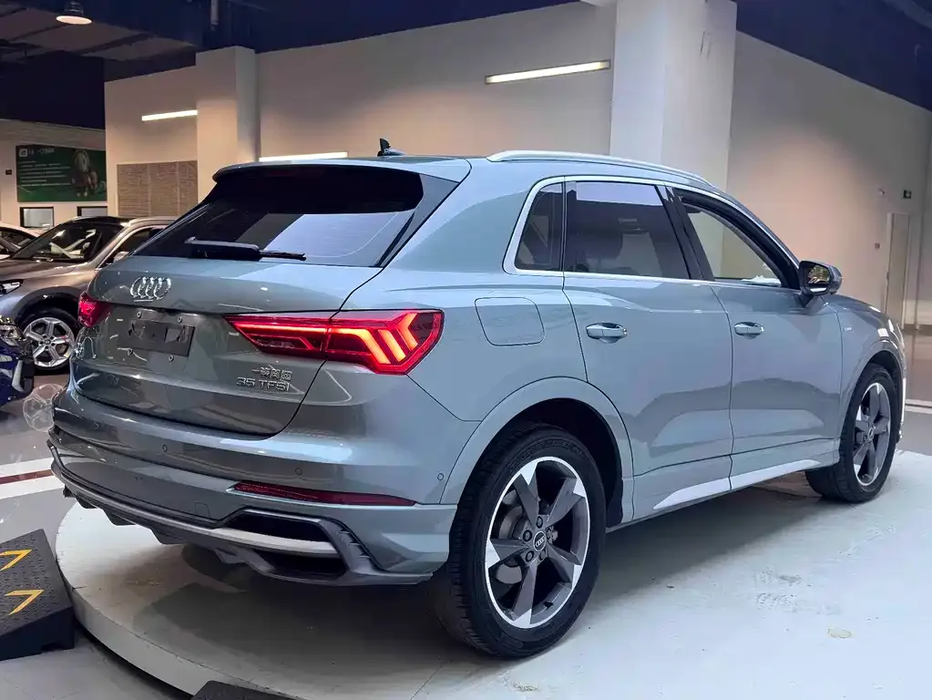 Audi Q3 — фото 5