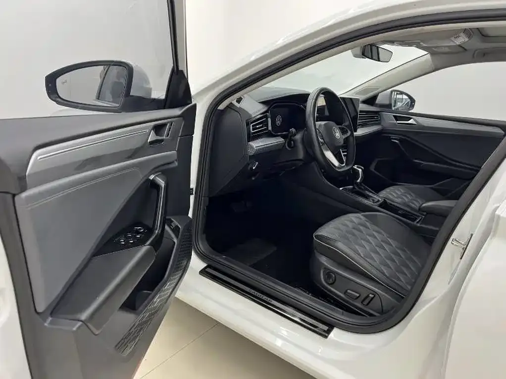 Volkswagen Sagitar — фото 5