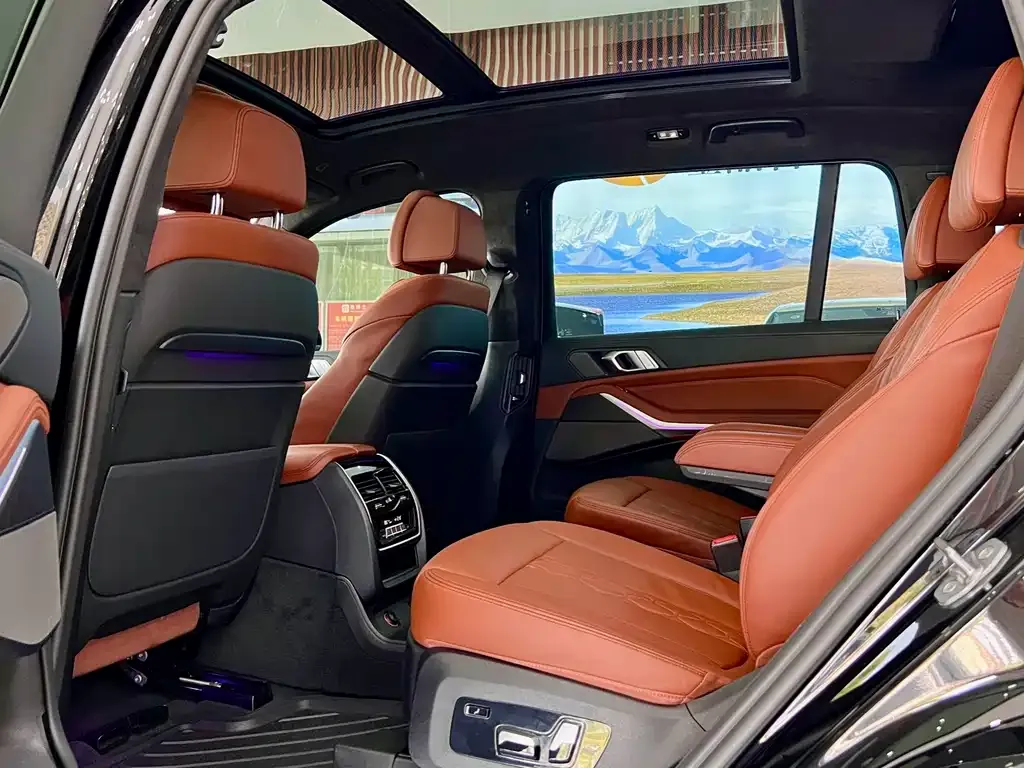 BMW X7 — фото 3