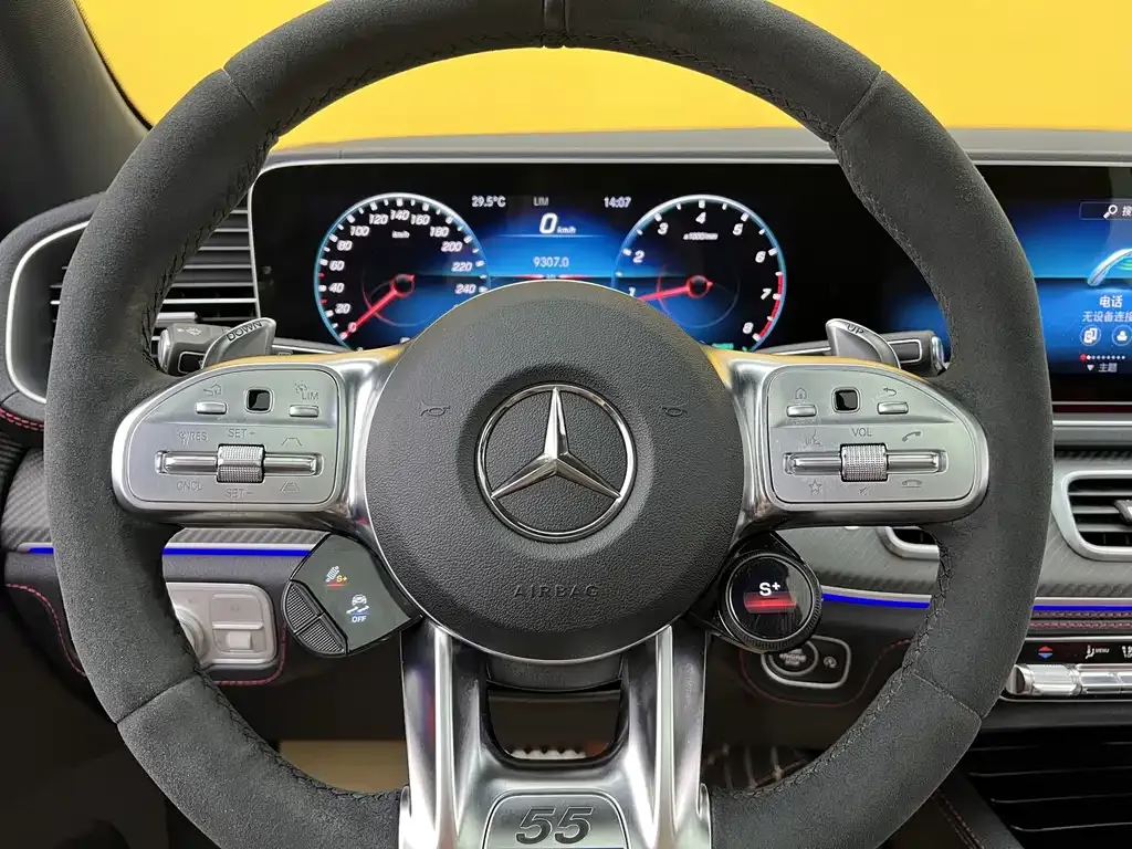 Mercedes-Benz GLE AMG — фото 9