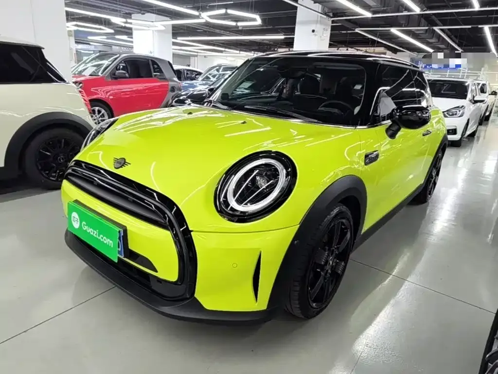 MINI Cooper (3-door) — фото 1