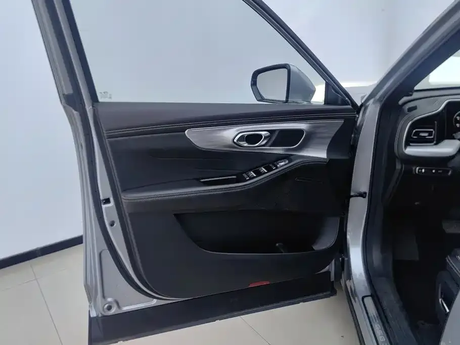 GAC Motor Trumpchi GS8 — фото 7