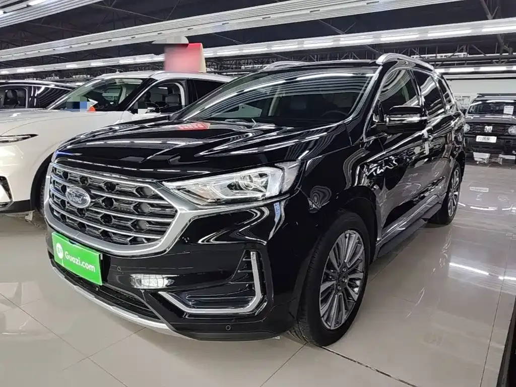 Ford Edge — фото 1