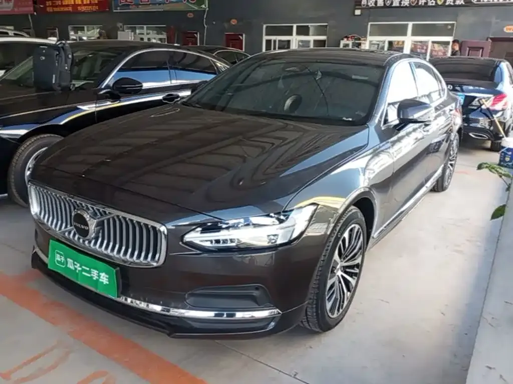 Volvo S90 — фото 10