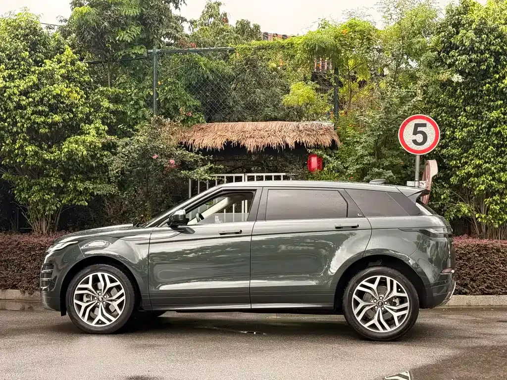 Land Rover Evoque — фото 9