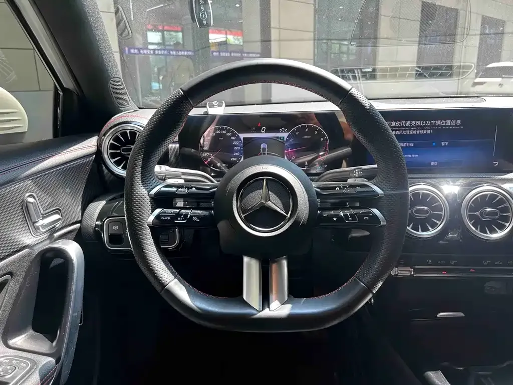 Mercedes-Benz A-Class — фото 10