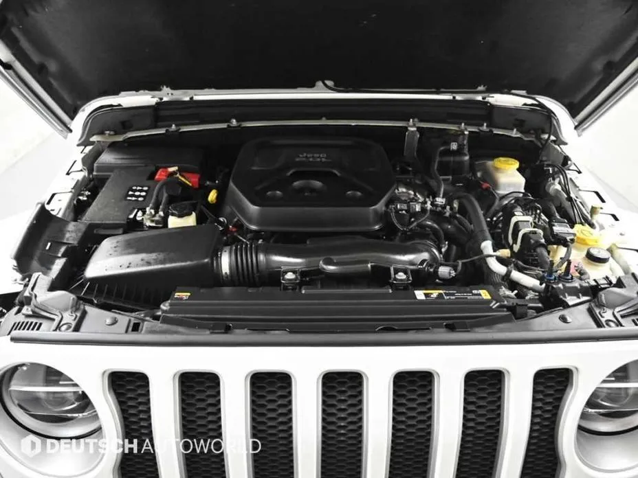 Jeep Wrangler — фото 7