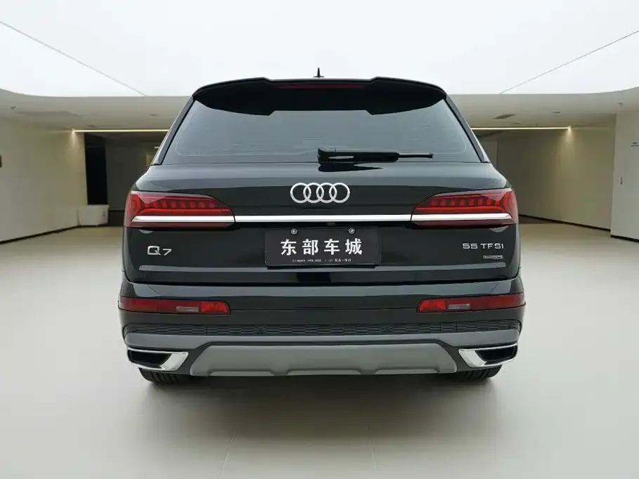 Audi Q7 — фото 2