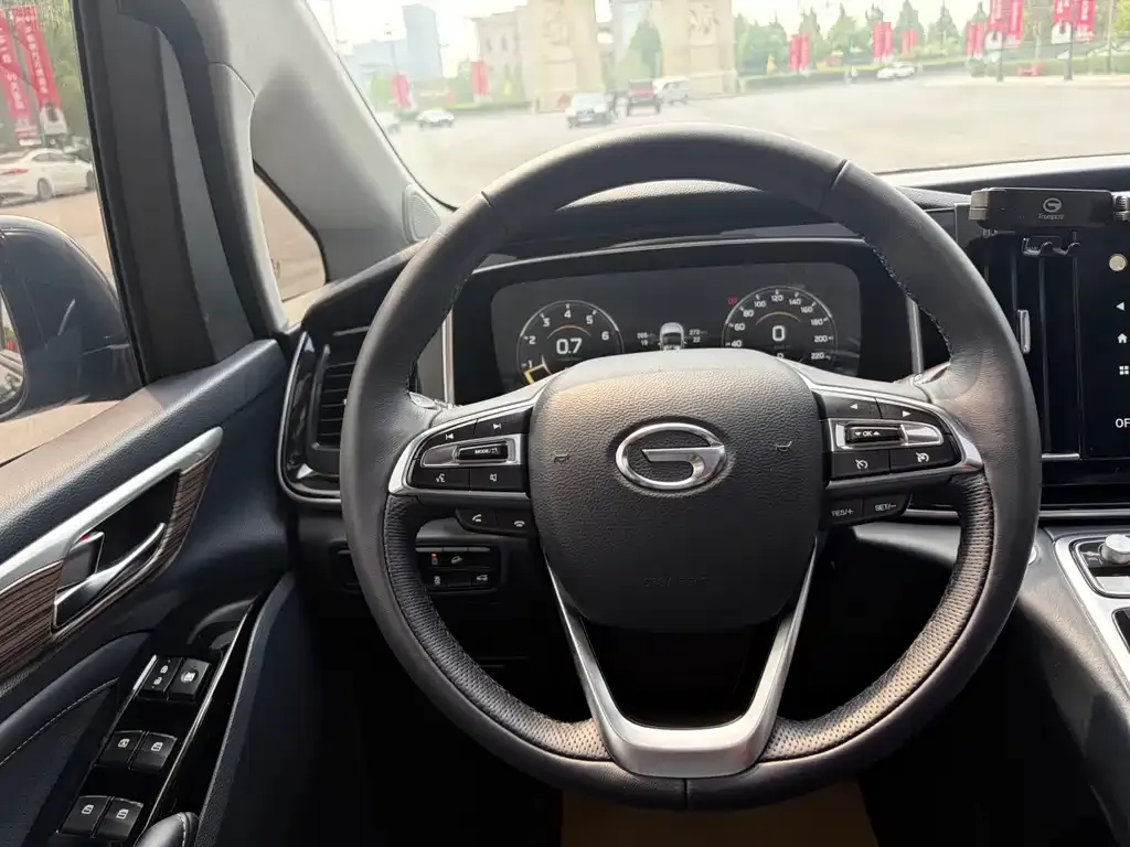GAC Motor Trumpchi M8 — фото 7