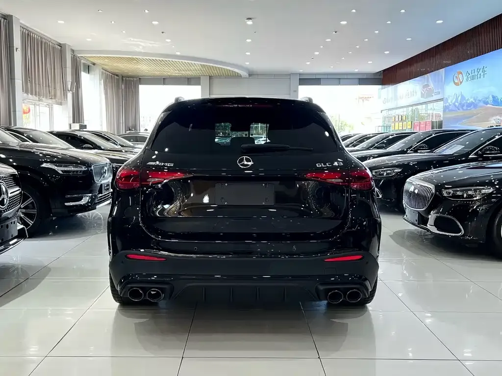 Mercedes-Benz GLC AMG — фото 4