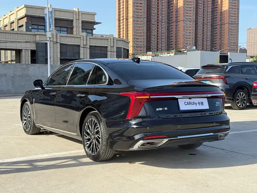 Hongqi H5 — фото 10