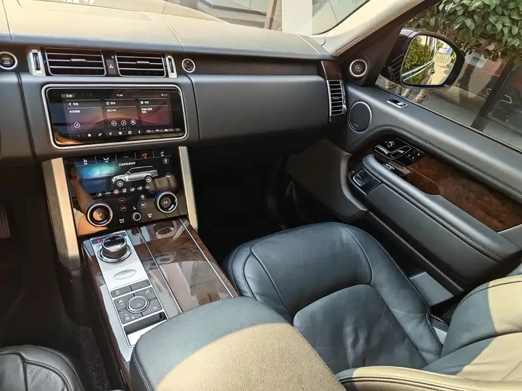 Land Rover Range Rover — фото 10