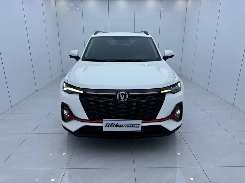Changan CS35PLUS — фото 2