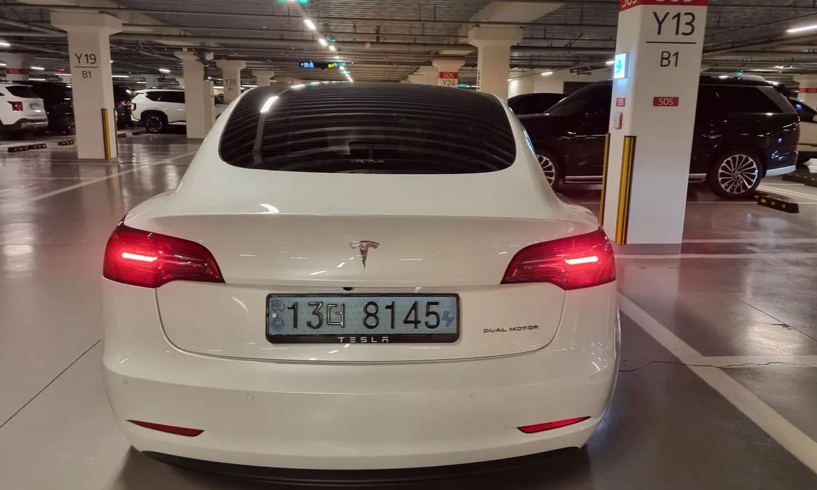 Tesla Model 3 — фото 6