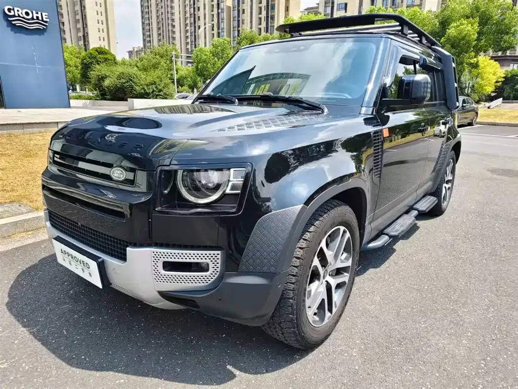 Land Rover Defender — фото 1