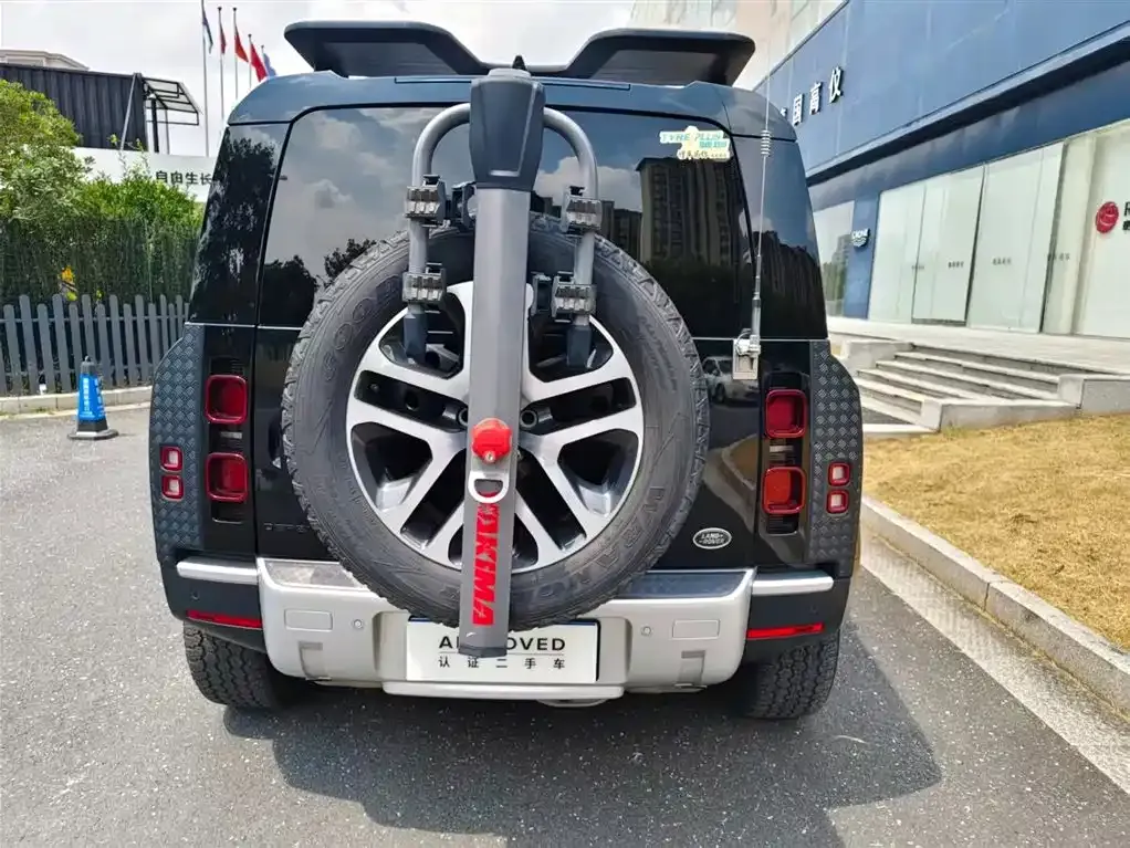 Land Rover Defender — фото 9