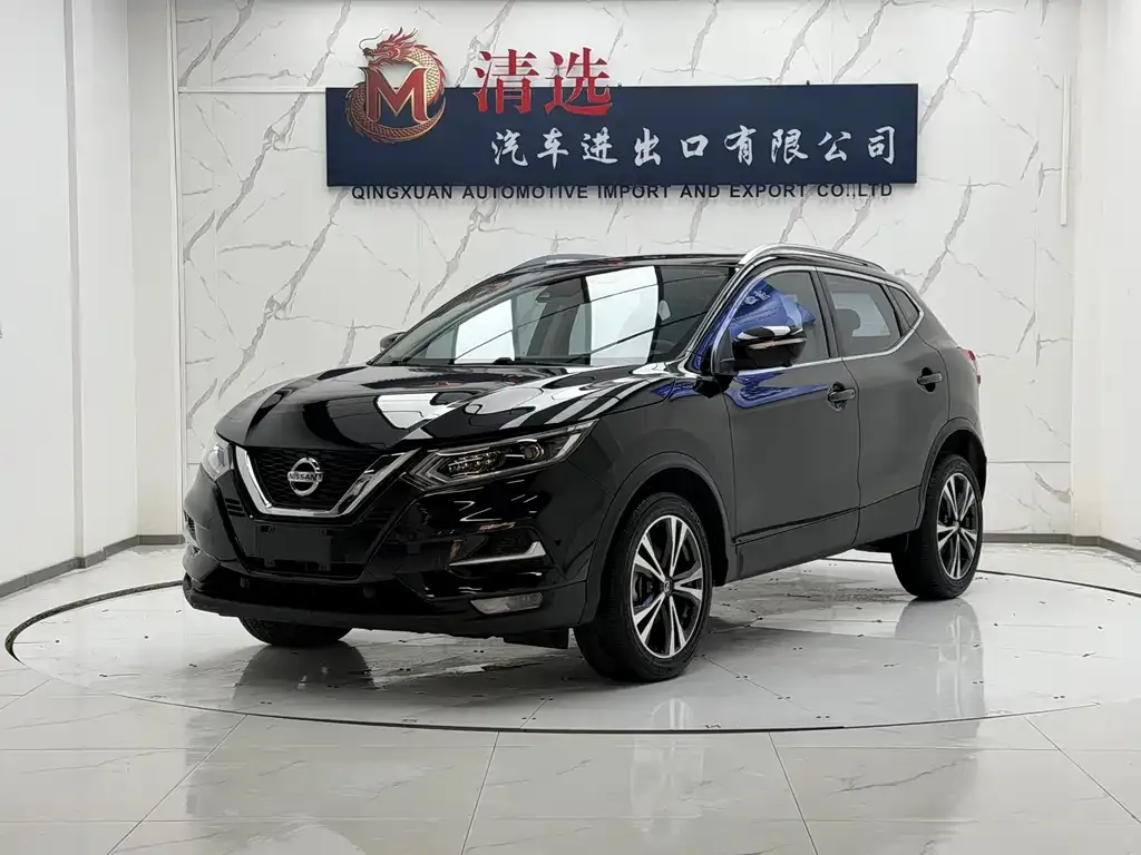 Nissan Qashqai — фото 1