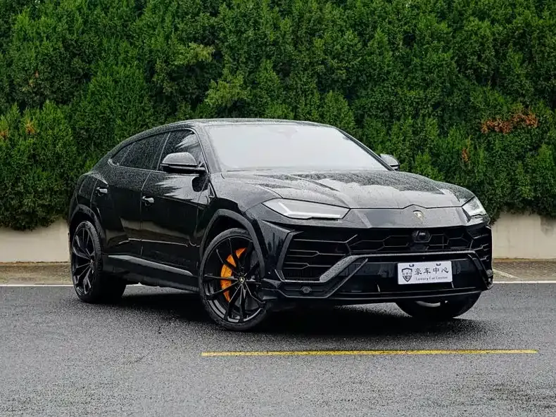 Lamborghini Urus — фото 8