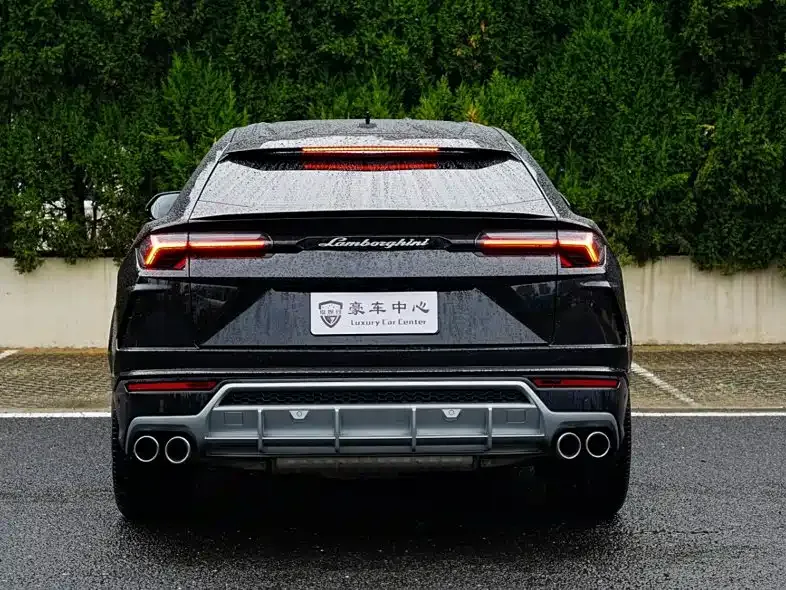 Lamborghini Urus — фото 7