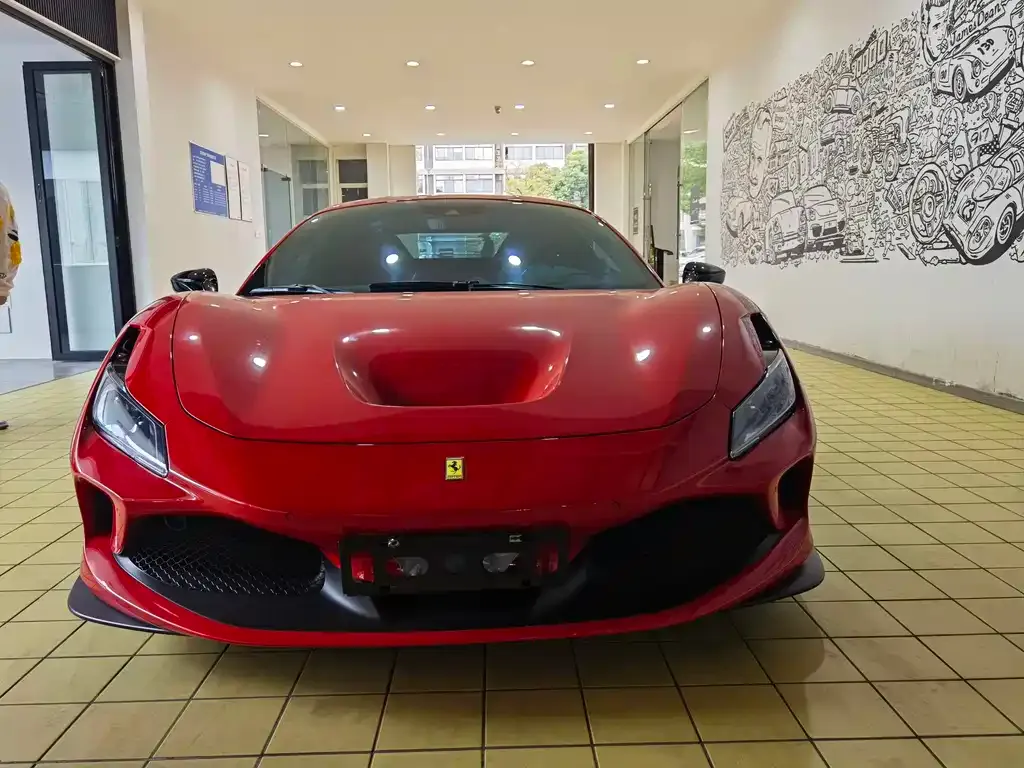 Ferrari F8 — фото 2