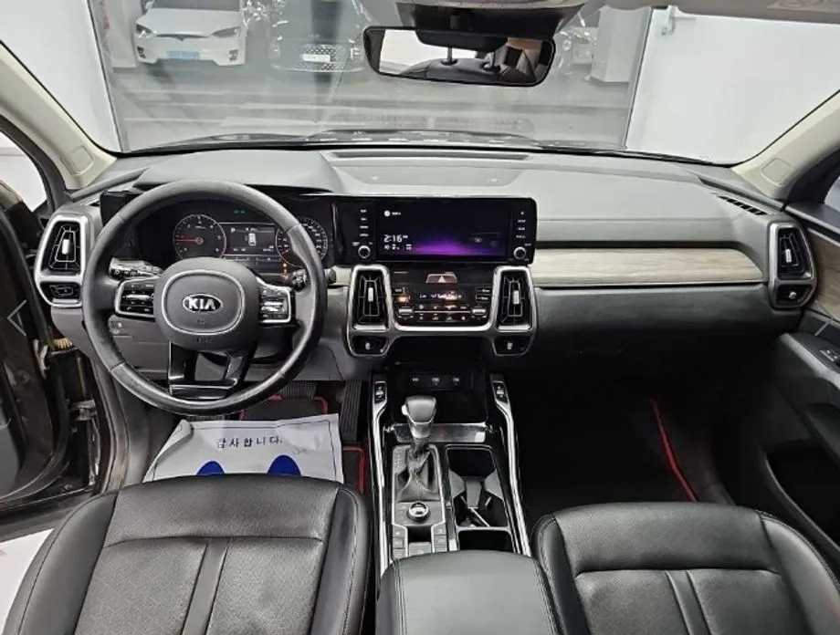 Kia Sorento — фото 2