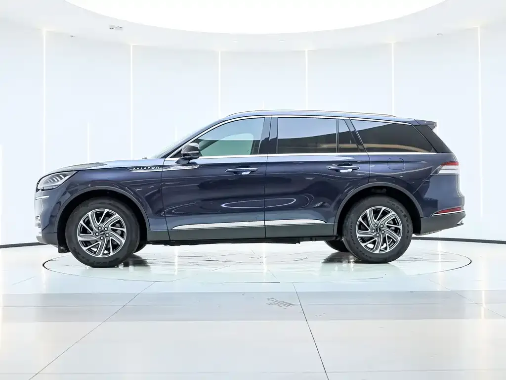 Lincoln Aviator — фото 4