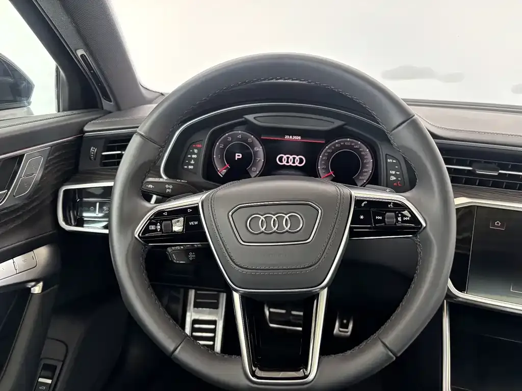 Audi A6L — фото 2