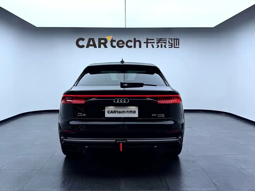 Audi Q8 — фото 2