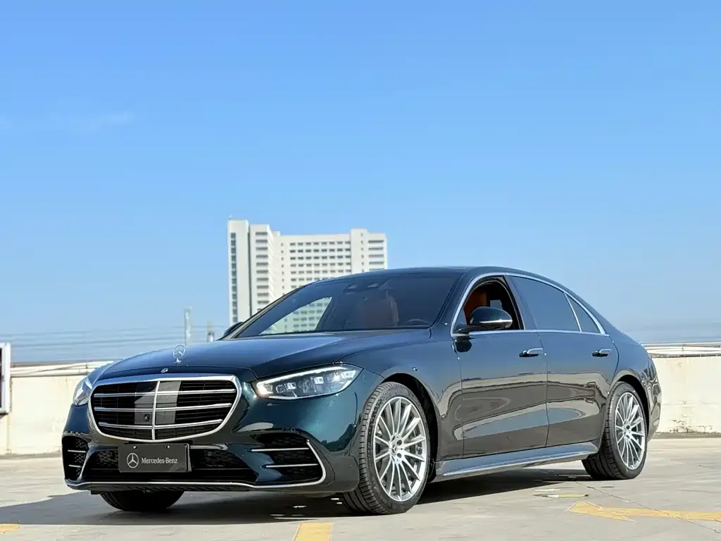 Mercedes-Benz S-Class — фото 1