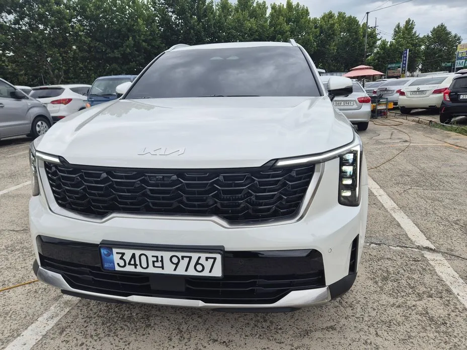 Kia Sorento — фото 1