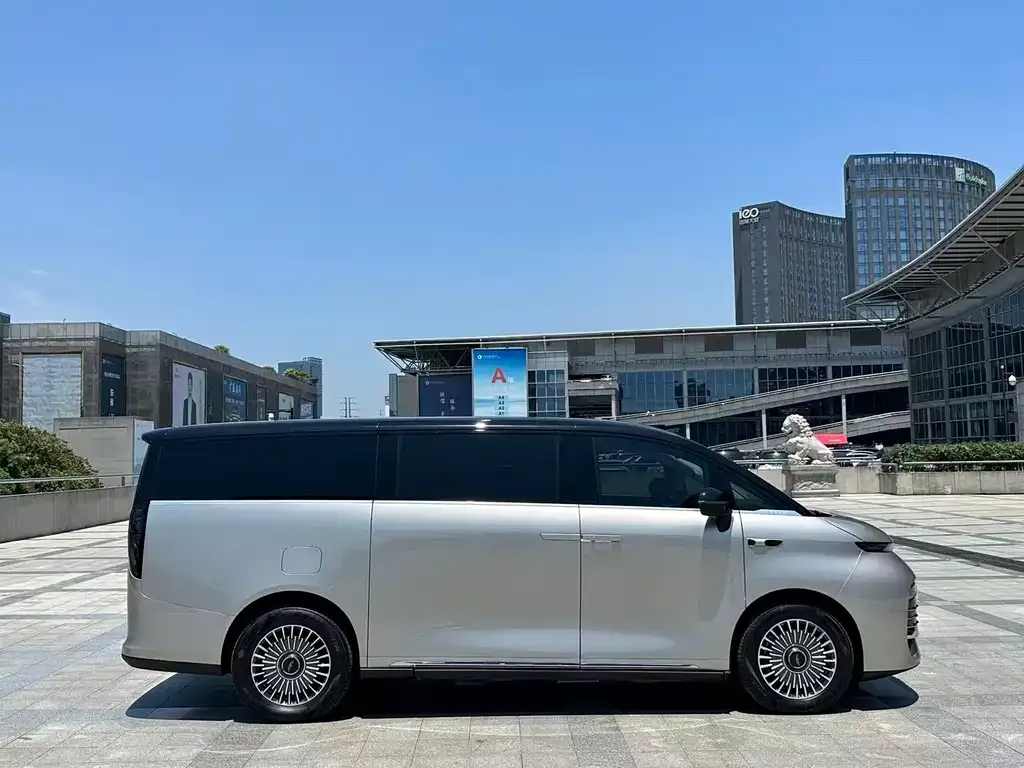 Geely Galaxy V900 — фото 2