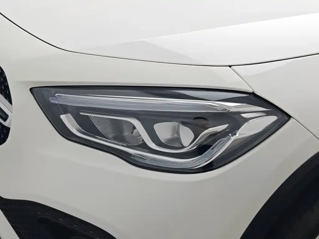 Mercedes-Benz GLA — фото 4