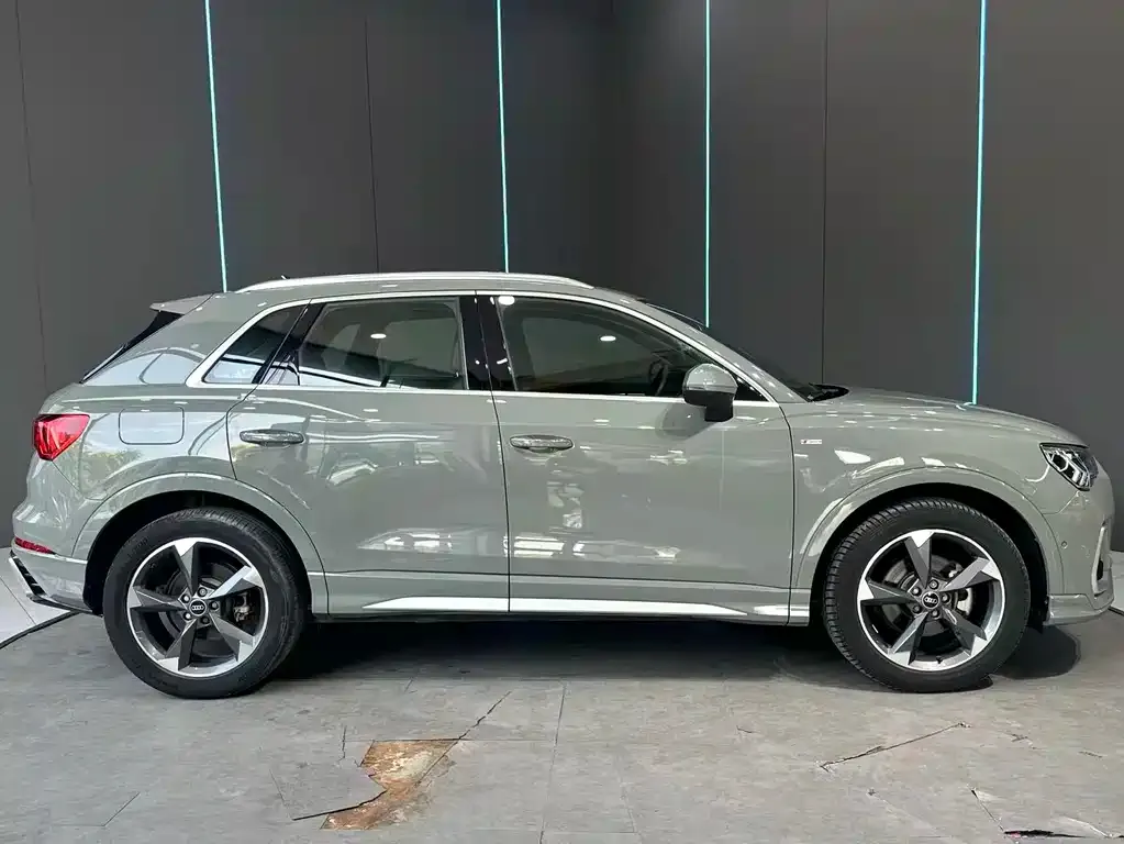 Audi Q3 — фото 4