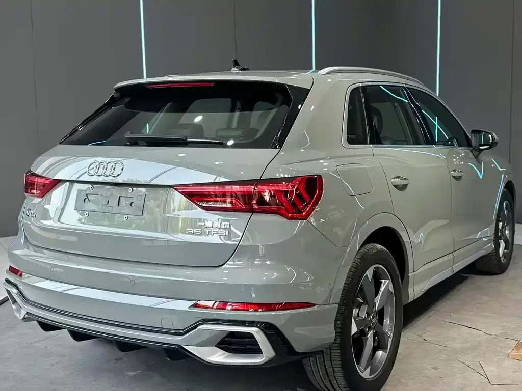 Audi Q3 — фото 5
