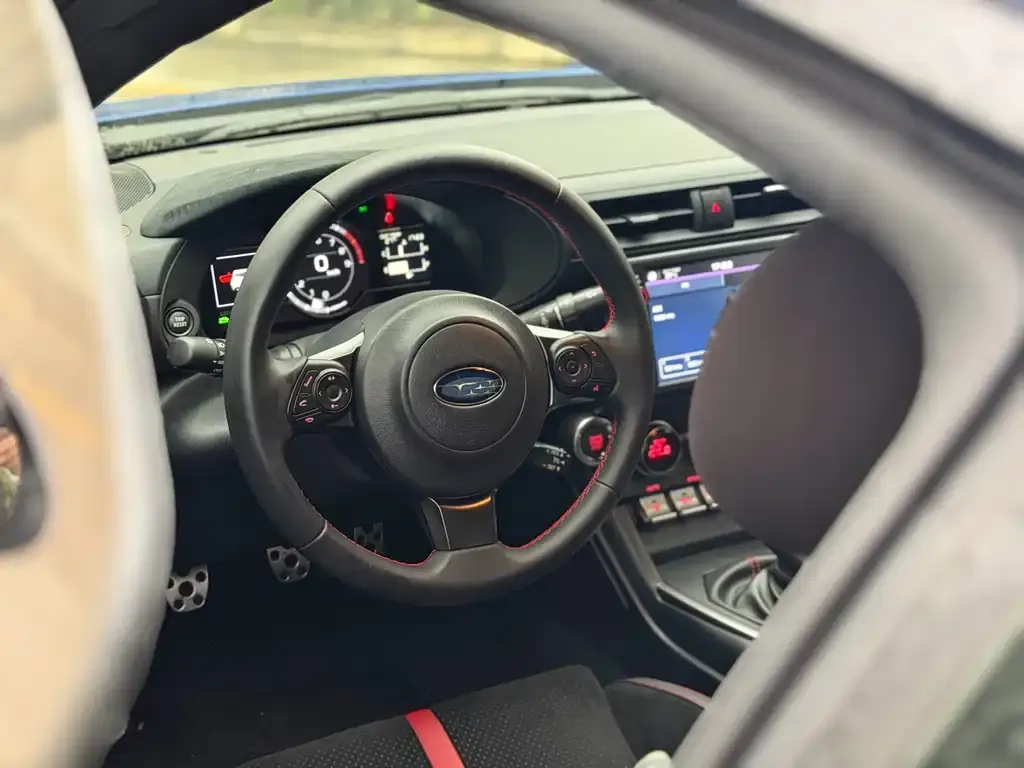 Subaru BRZ — фото 4
